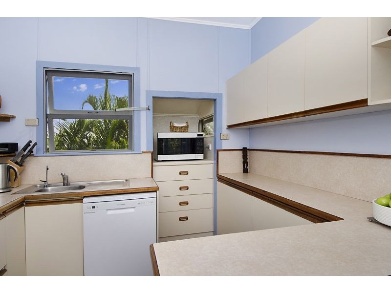 12 Yates Street, Railway Estate QLD 4810