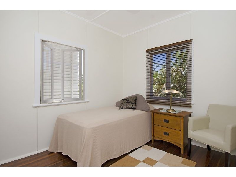 12 Yates Street, Railway Estate QLD 4810