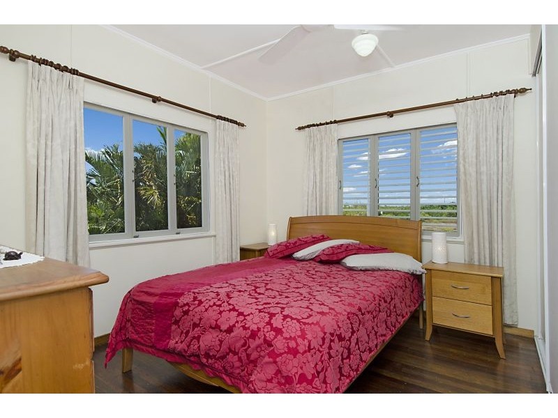 12 Yates Street, Railway Estate QLD 4810