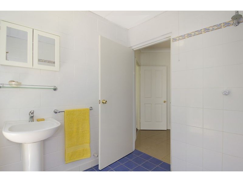 12 Yates Street, Railway Estate QLD 4810