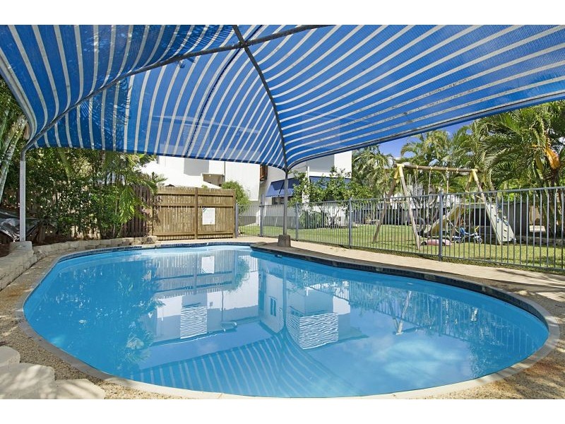12 Yates Street, Railway Estate QLD 4810