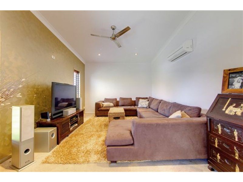 7 Mentmore Court, Bushland Beach QLD 4818