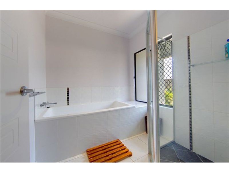 7 Mentmore Court, Bushland Beach QLD 4818