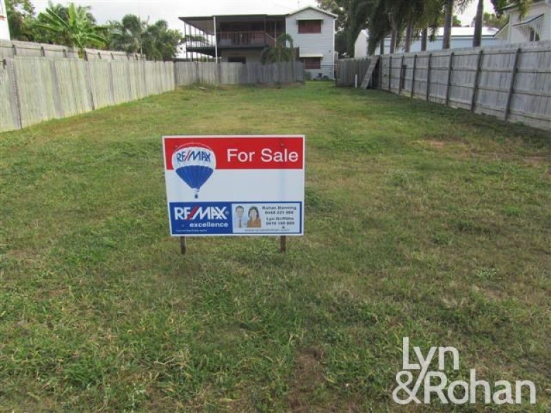 16 Taylor Street, Belgian Gardens QLD 4810