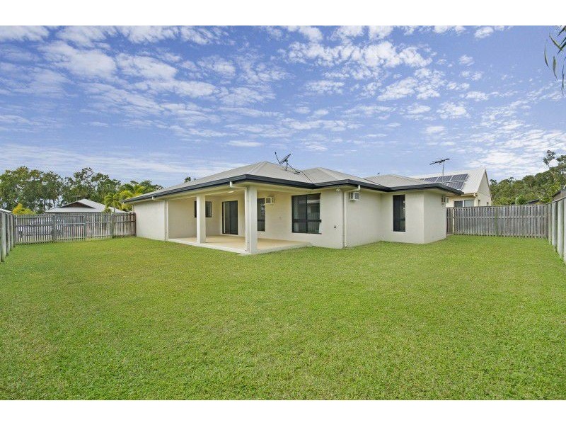 5 Coolaree Drive, Bushland Beach QLD 4818