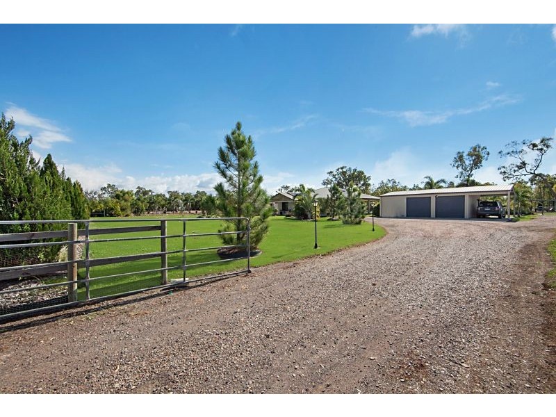 25 Salamander St, Bluewater QLD 4818