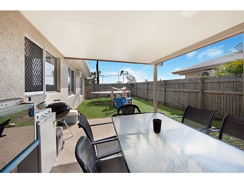 4 Dundabella Dr, Deeragun QLD 4818