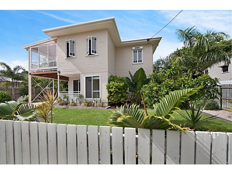 9 Estate Street, West End QLD 4810