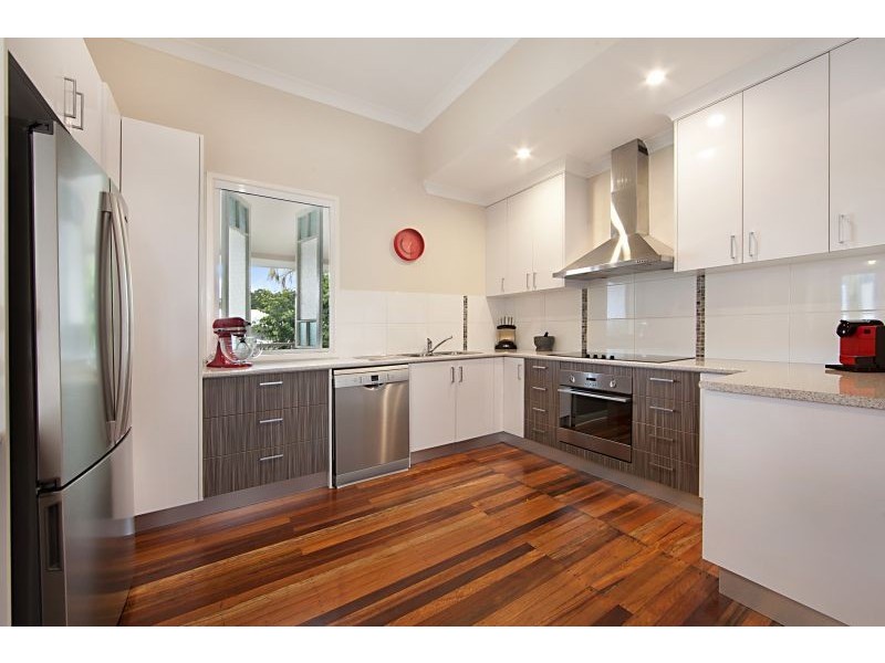 9 Estate Street, West End QLD 4810