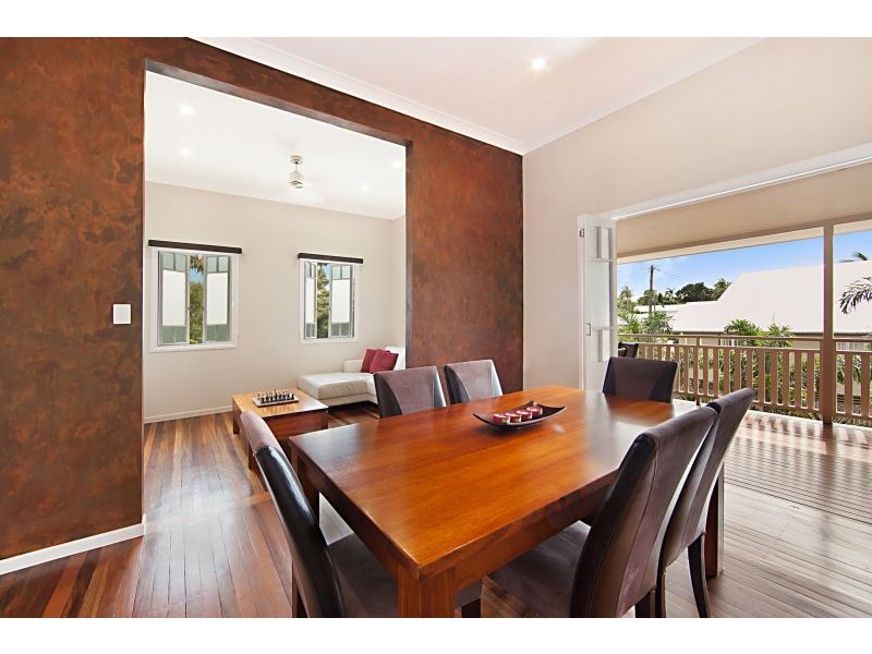 9 Estate Street, West End QLD 4810