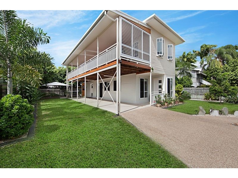 9 Estate Street, West End QLD 4810