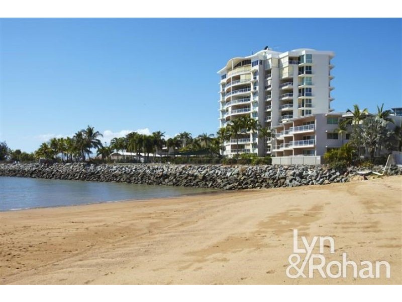 9/7 Mariners Drive, Townsville City QLD 4810
