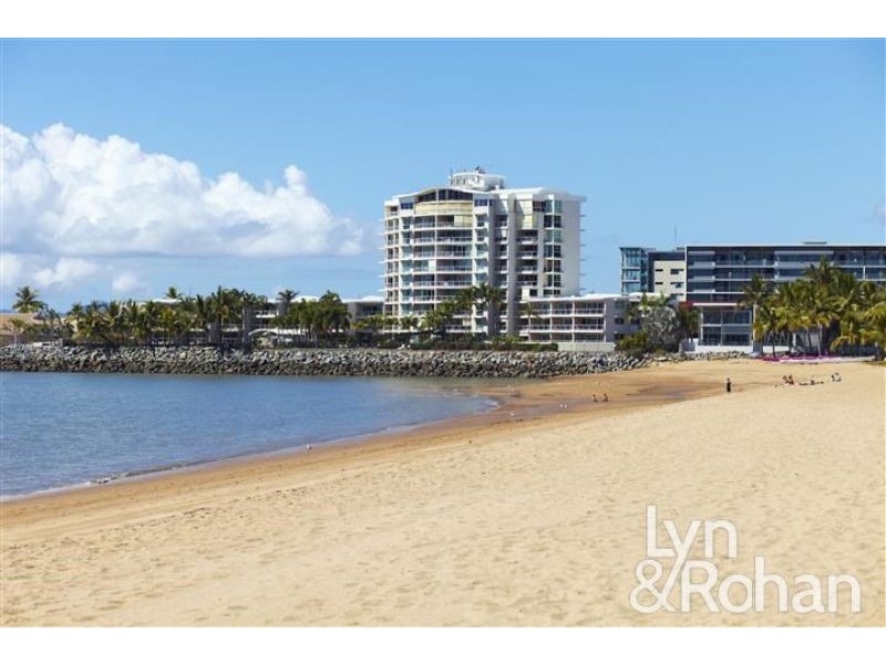9/7 Mariners Drive, Townsville City QLD 4810