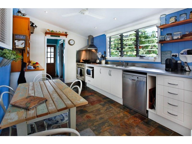 6 Burton Street, Mysterton QLD 4812