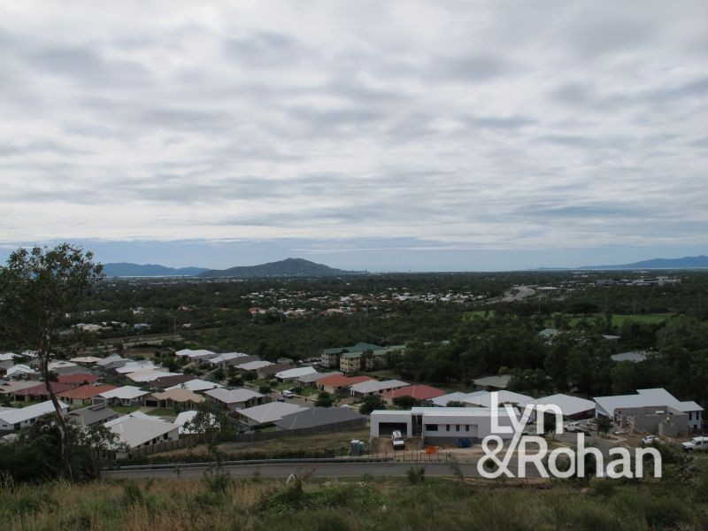 52 Windarra Avenue, Douglas QLD 4814
