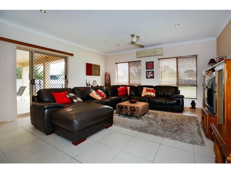 4 Oakmont Close, Kirwan QLD 4817