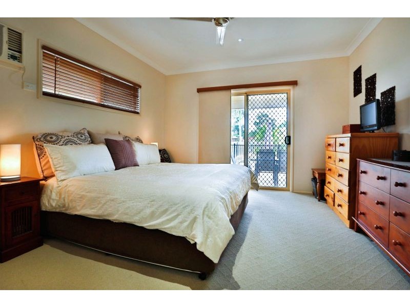 4 Oakmont Close, Kirwan QLD 4817