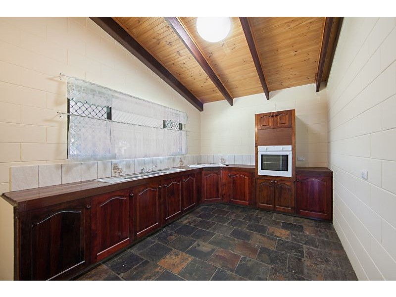 1 Larkspur Street, Annandale QLD 4814