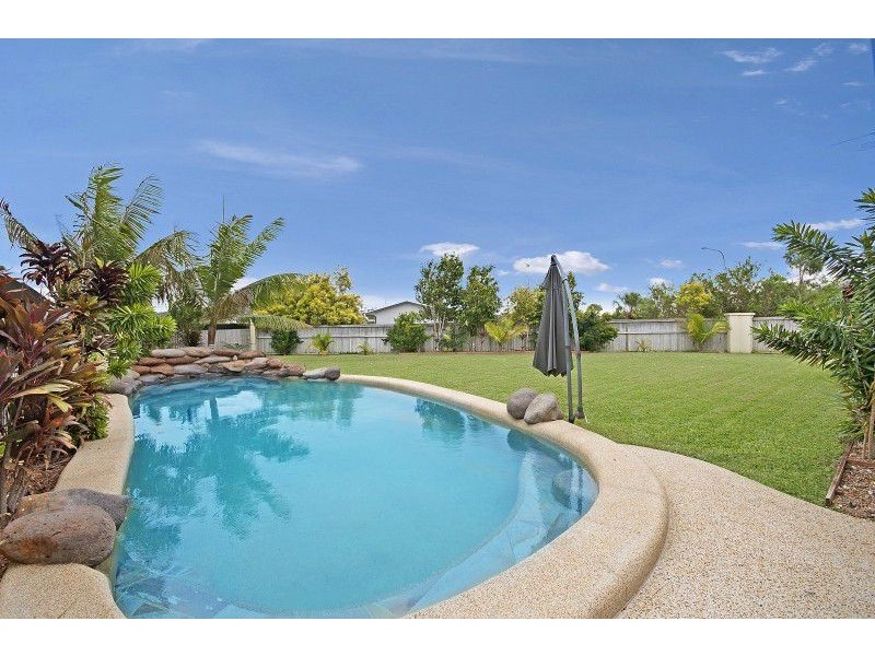 169 Daintree Drive, Bushland Beach QLD 4818