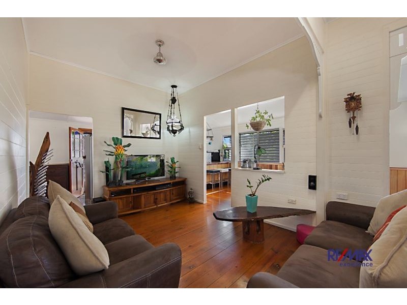 76 Carmody Street, Hermit Park QLD 4812