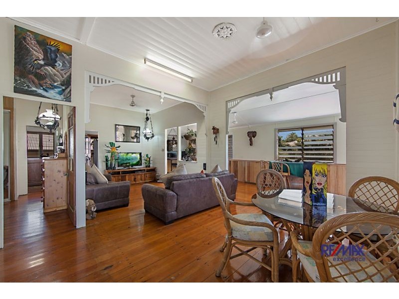 76 Carmody Street, Hermit Park QLD 4812