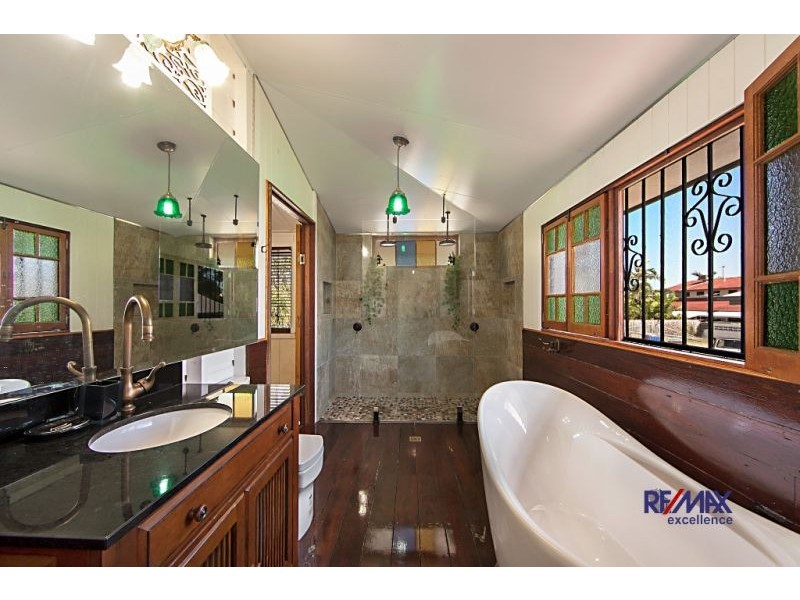 76 Carmody Street, Hermit Park QLD 4812