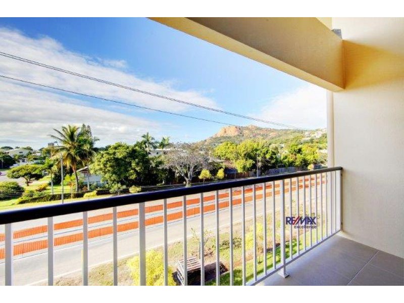 3/146 Eyre Street, North Ward QLD 4810