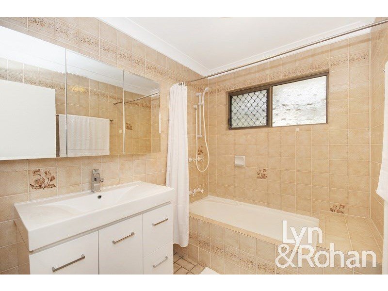 10 Richardson Street, Douglas QLD 4814