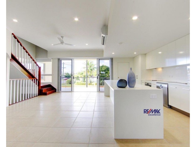 4/146 Eyre Street, North Ward QLD 4810