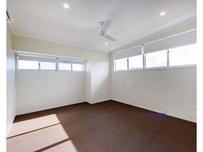 4/146 Eyre Street, North Ward QLD 4810