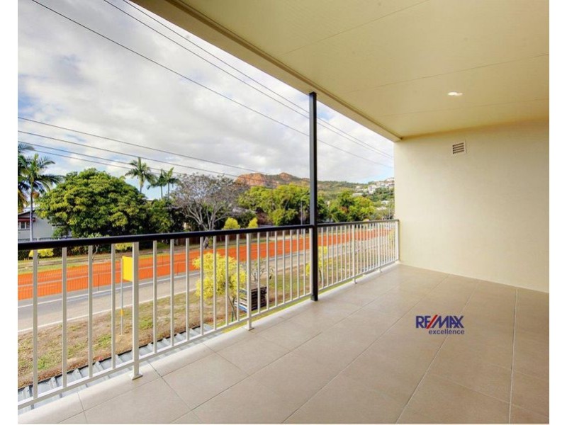 4/146 Eyre Street, North Ward QLD 4810