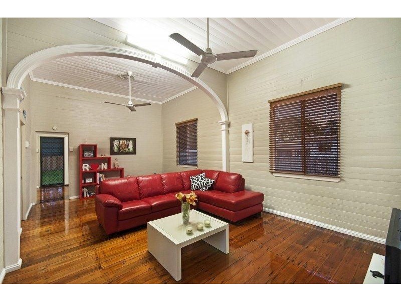 146 Perkins Street West, South Townsville QLD 4810