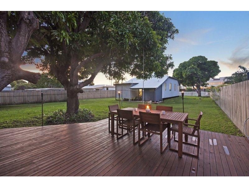 146 Perkins Street West, South Townsville QLD 4810