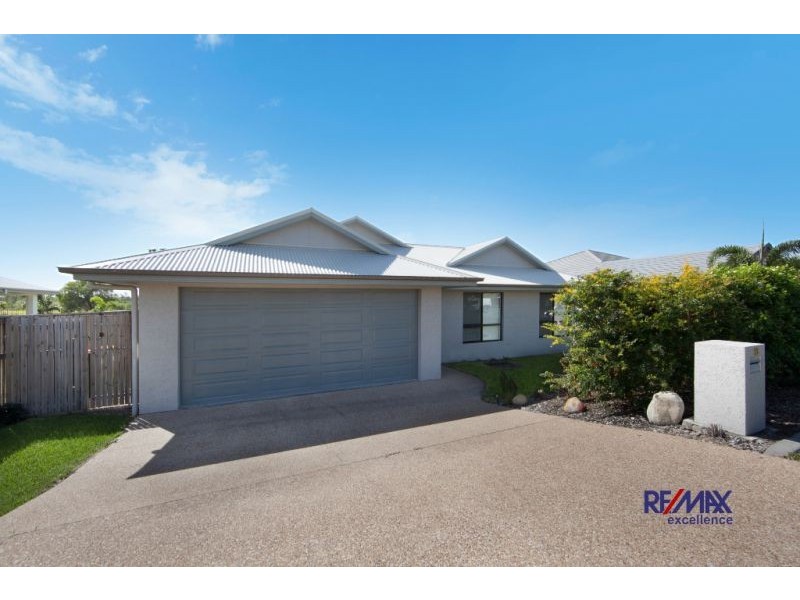 18 Hillock Street, Bushland Beach QLD 4818