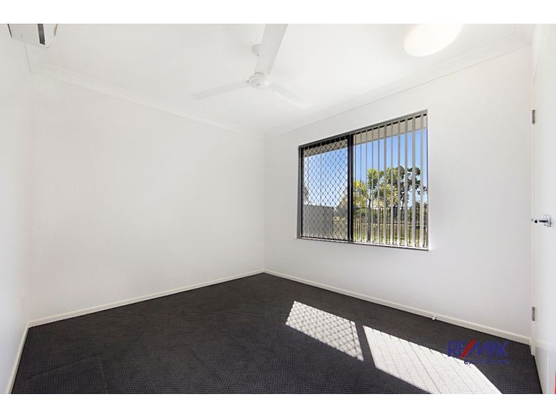 18 Hillock Street, Bushland Beach QLD 4818