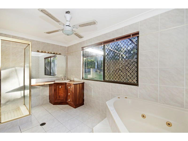 5 Bunya Street, Bushland Beach QLD 4818