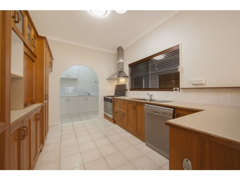 16 Dunbar Crescent, Wulguru QLD 4811