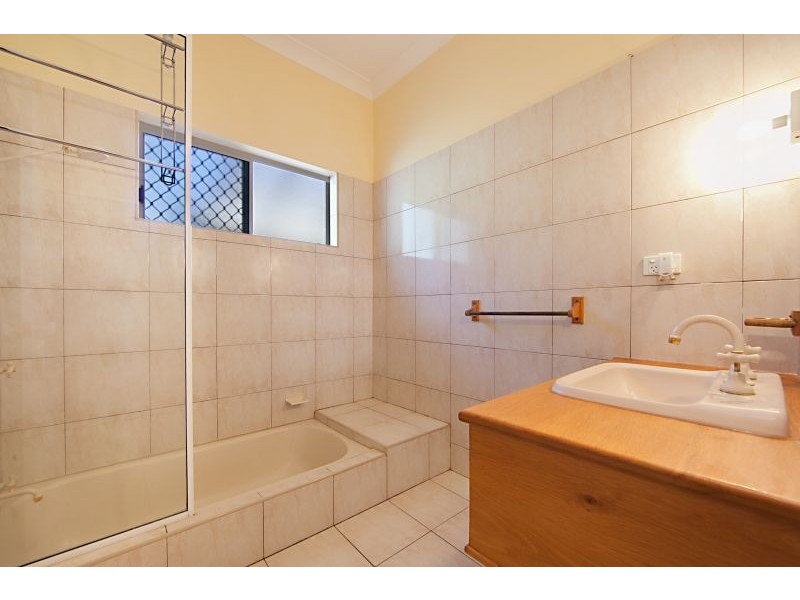 16 Dunbar Crescent, Wulguru QLD 4811