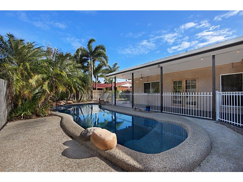 16 Dunbar Crescent, Wulguru QLD 4811