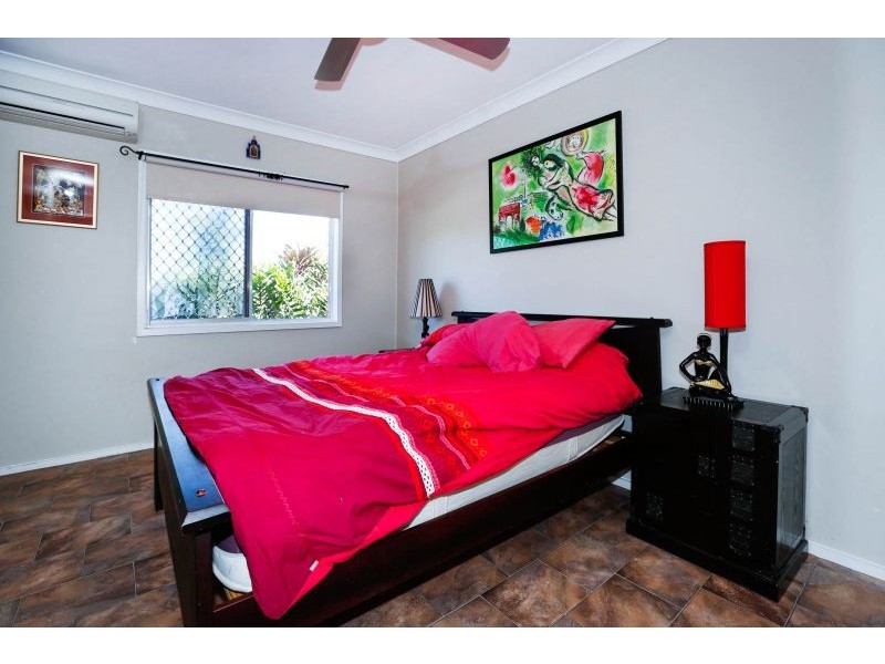 17 Silkwood, Kirwan QLD 4817