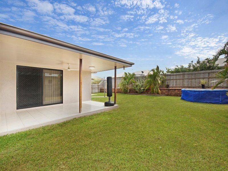 5 Mariala Court, Bushland Beach QLD 4818