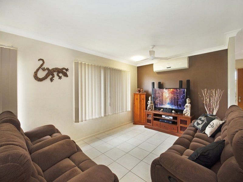 5 Mariala Court, Bushland Beach QLD 4818