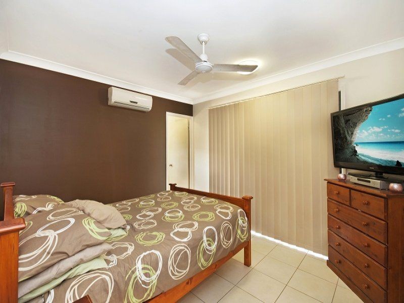 5 Mariala Court, Bushland Beach QLD 4818