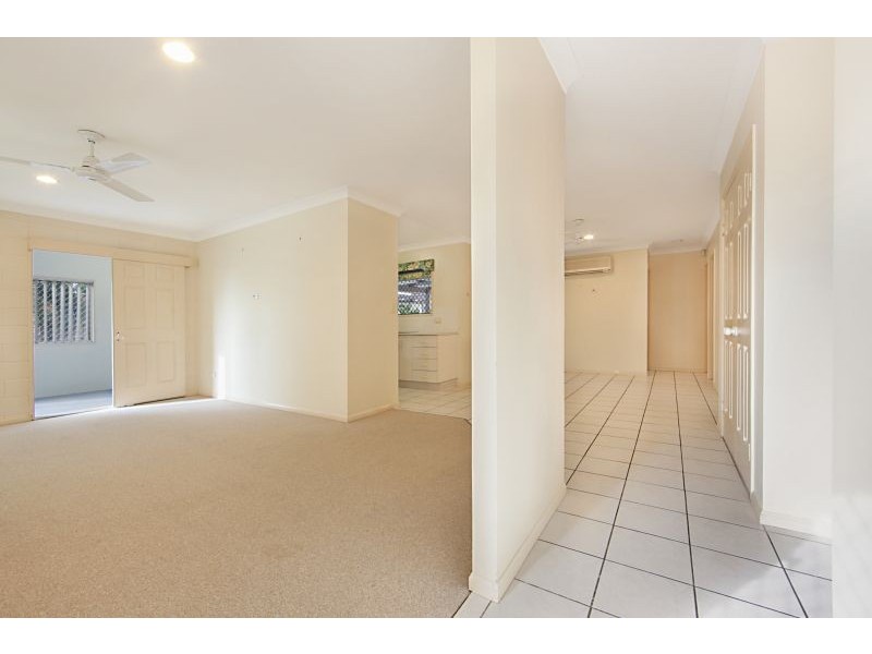 6 Tartan Place, Rasmussen QLD 4815