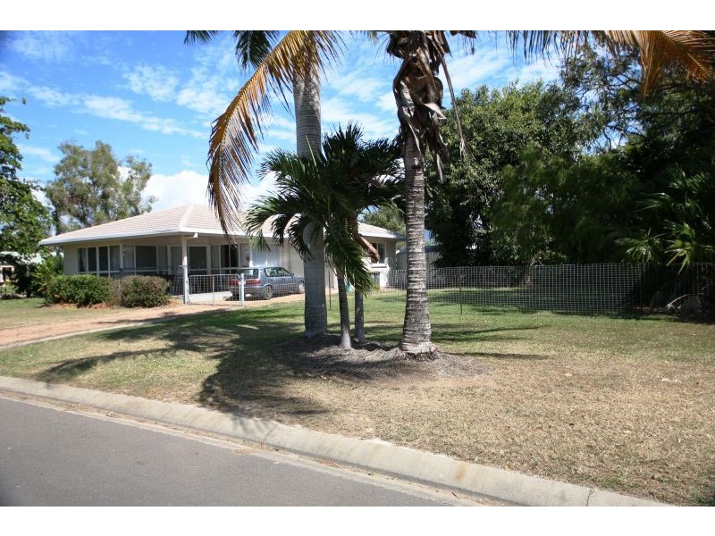 14 Turnberry Crt, Balgal Beach QLD 4816