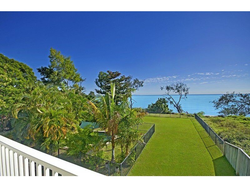 40 Waterview Drive, Bushland Beach QLD 4818