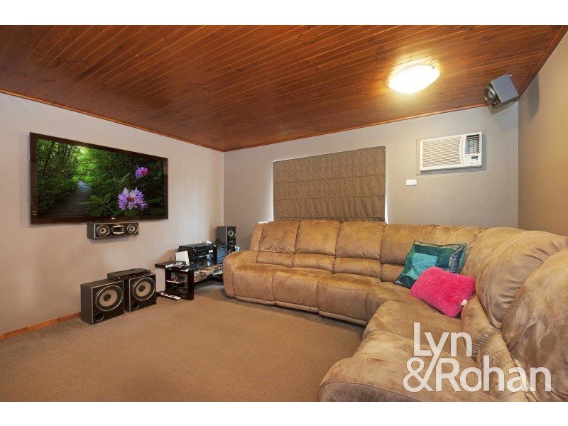 27 Mannikin Way, Bohle Plains QLD 4817