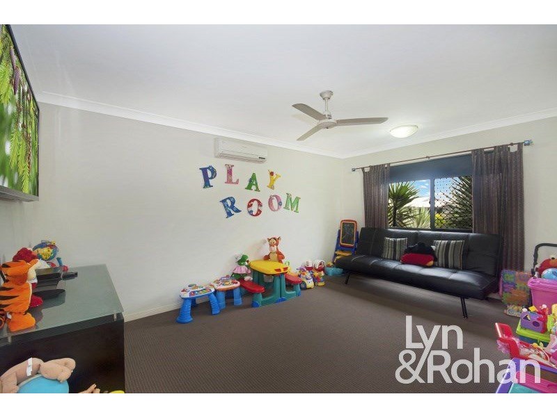 27 Mannikin Way, Bohle Plains QLD 4817