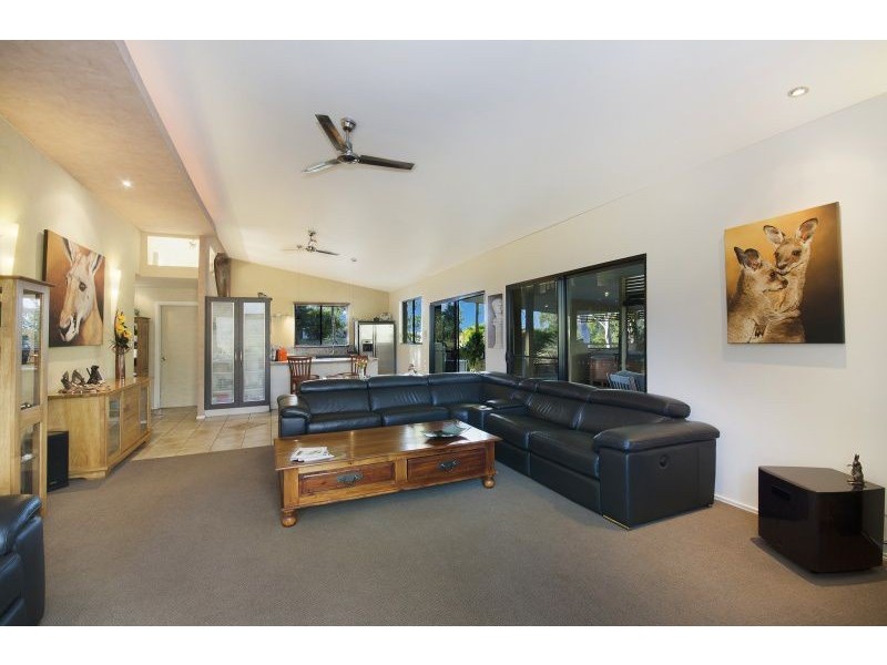 4 Hancock Road, Alligator Creek QLD 4816