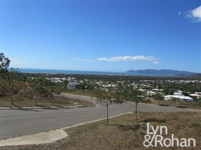 84 Goicoechea Drive, Bushland Beach QLD 4818